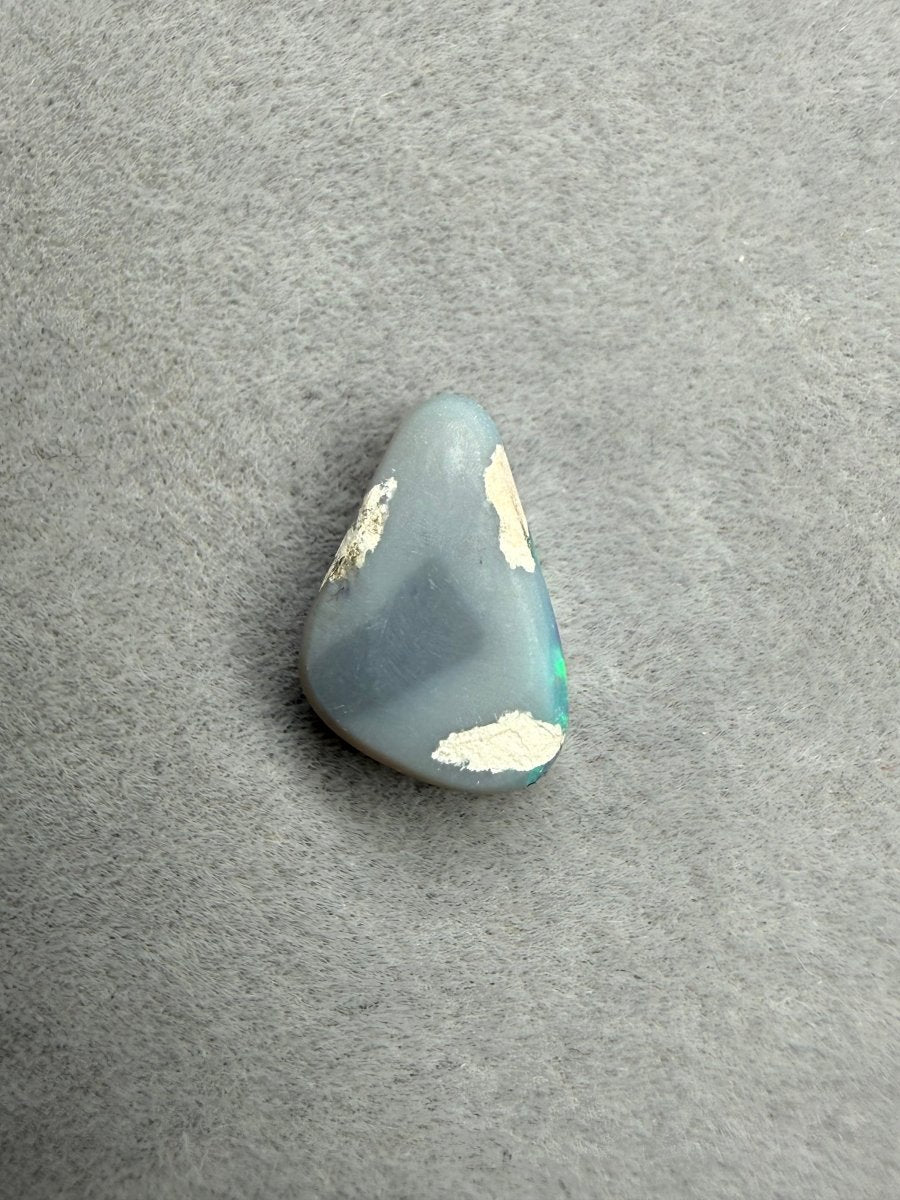 1.8ct Solid Dark Opal – Blau & Grün - Masterpiece Opals Store