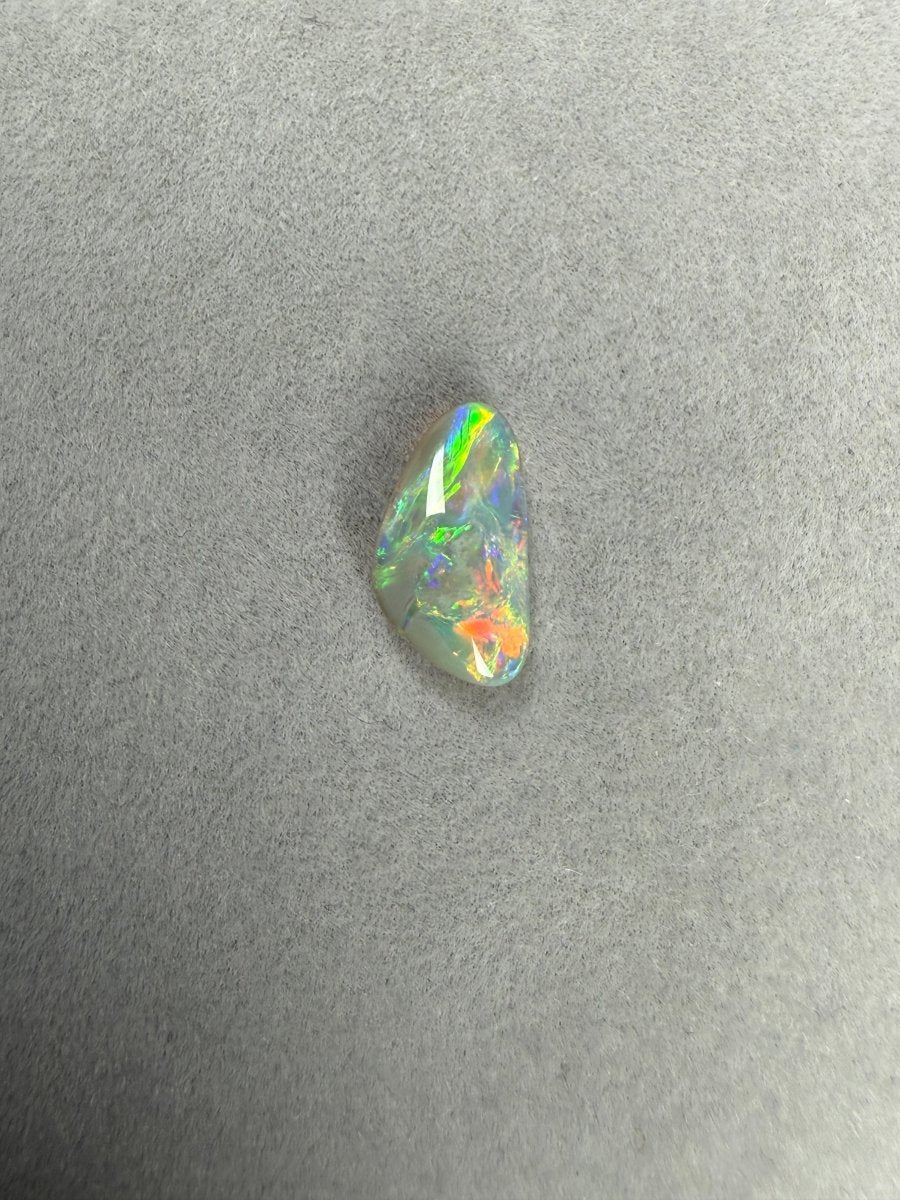 1.5ct Solid Dark Opal Multicolor – Freiform - Masterpiece Opals Store