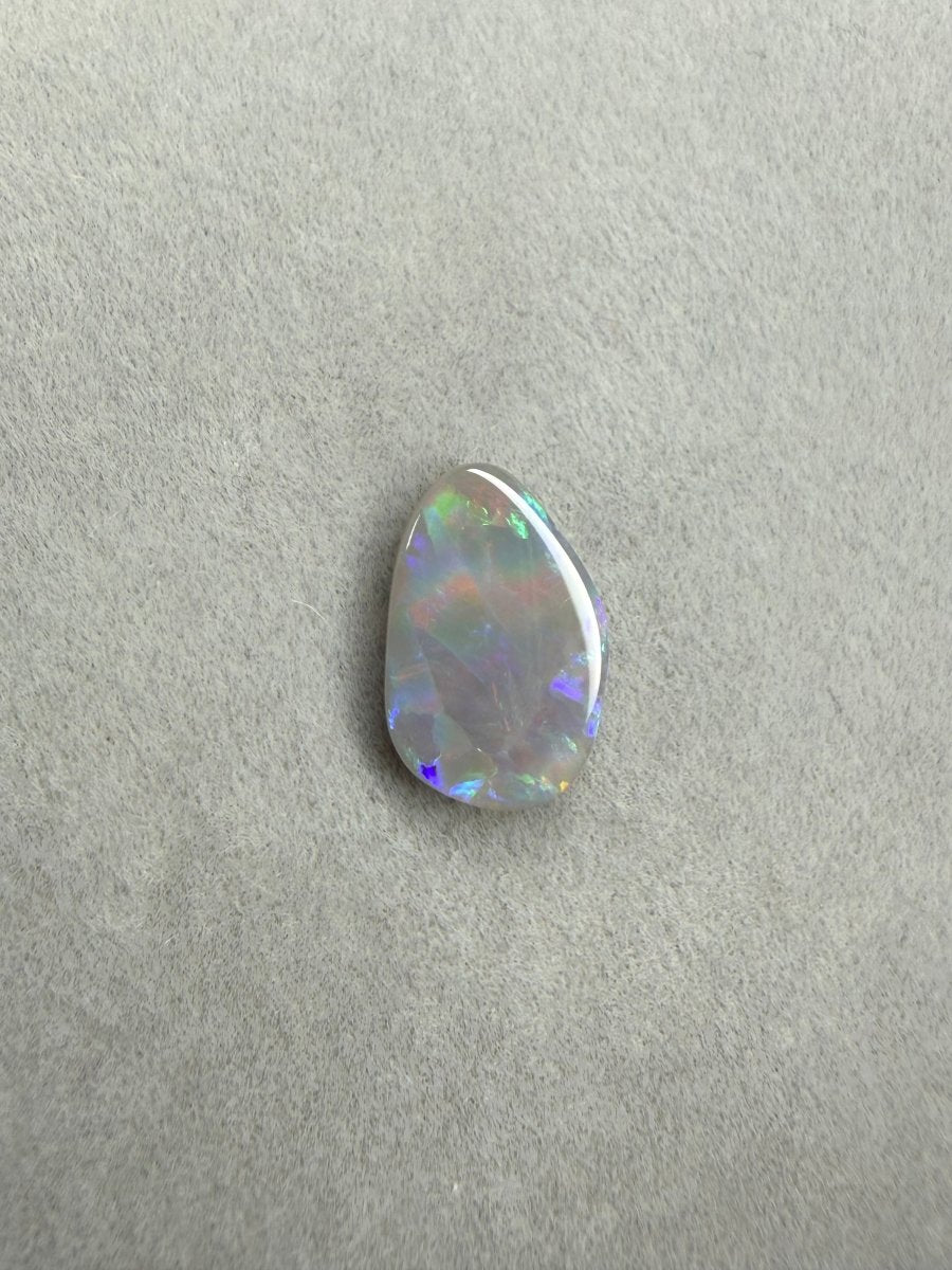 2.0ct Solid Dark Opal – Pastellfarben - Masterpiece Opals Store