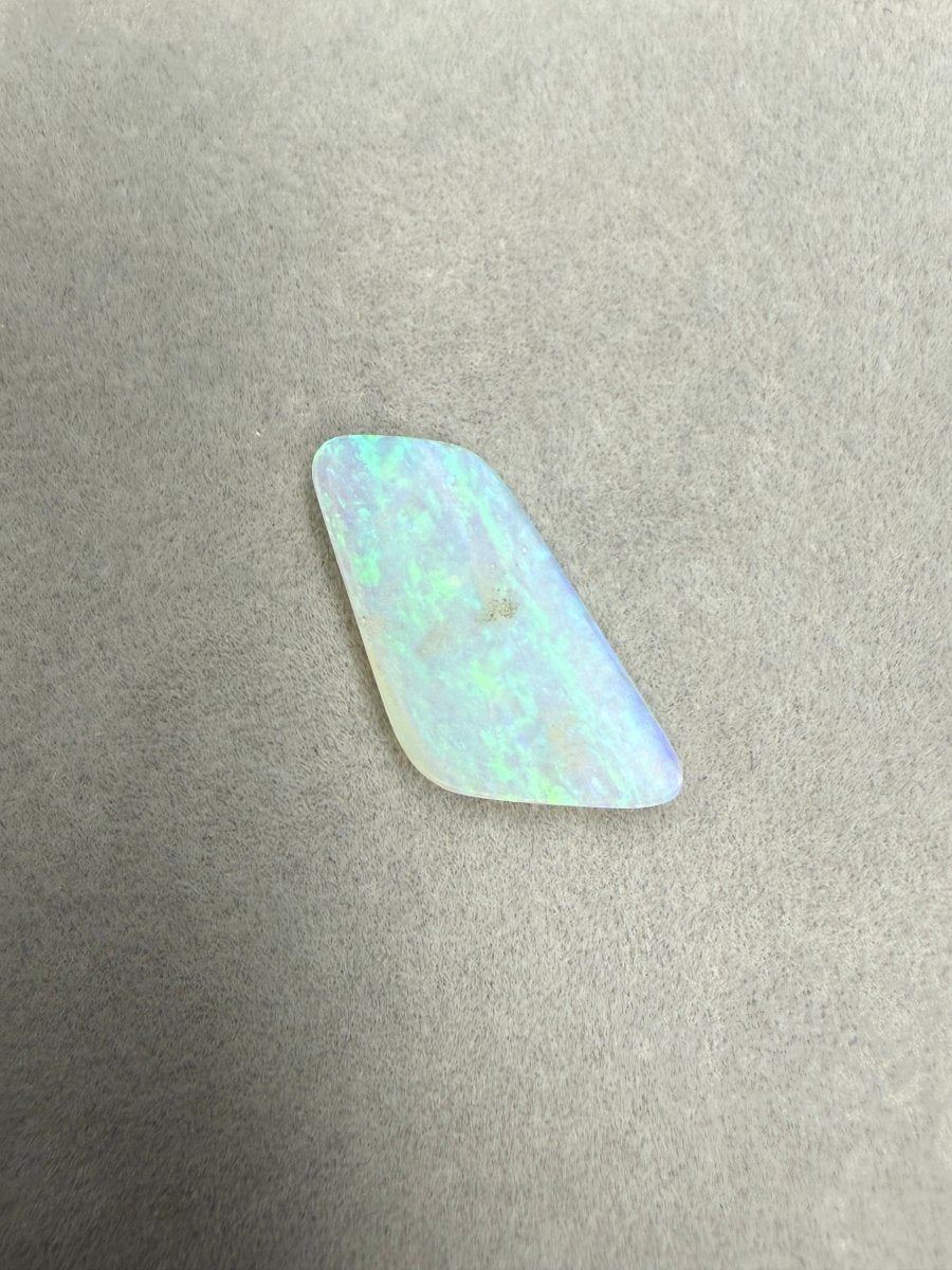 2,5 ct Natürlicher Crystal Opal Edelstein - Masterpiece Opals Store