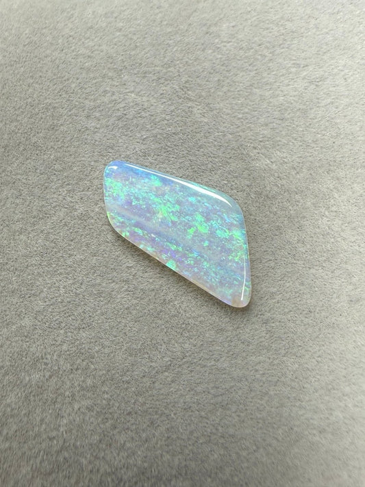 2,5 ct Natürlicher Crystal Opal Edelstein - Masterpiece Opals Store