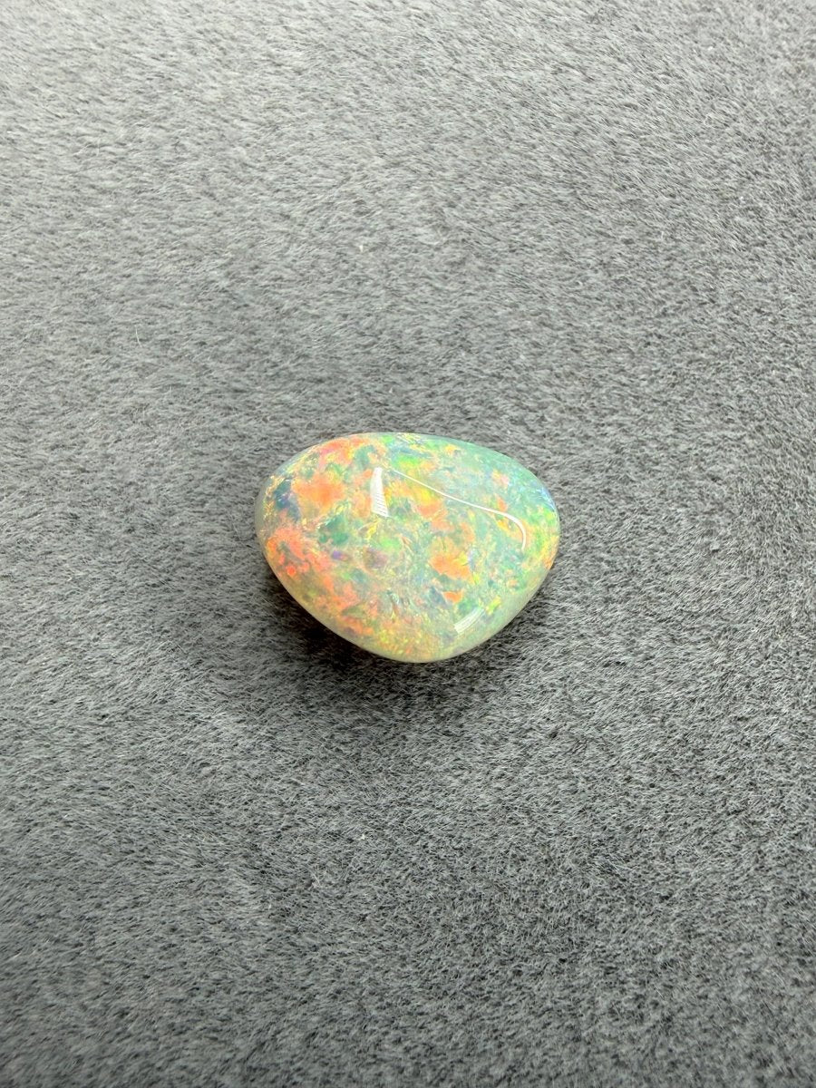 2.5ct White Opal Pink Fire - Masterpiece Opals Store