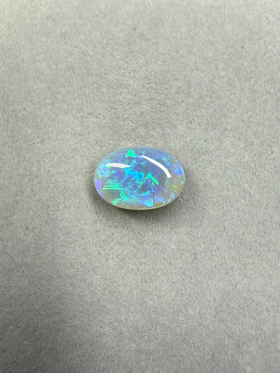 3.3ct Solid Dark Opal – Ovale Form - Masterpiece Opals Store