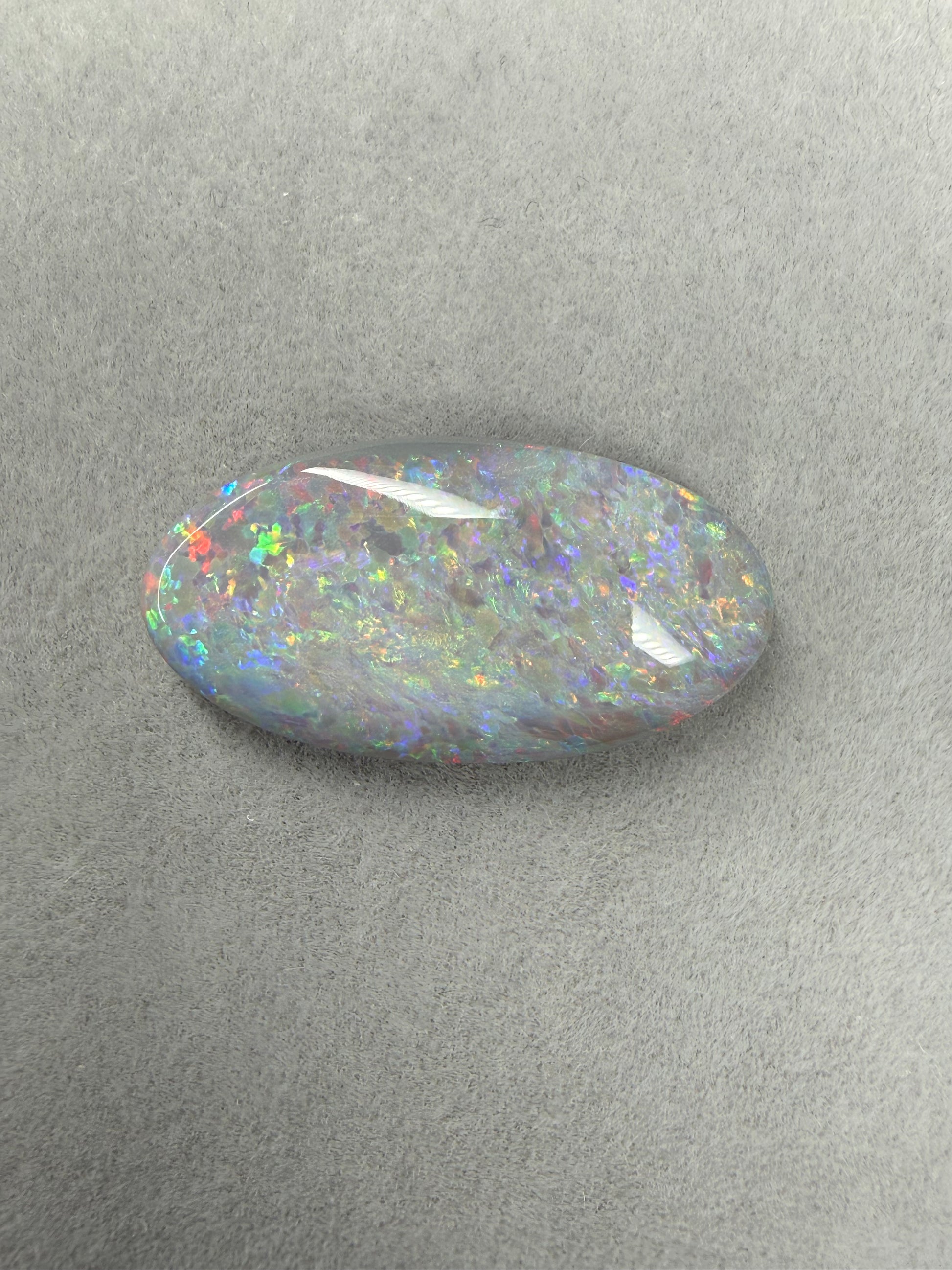 7.7ct Solider Dunkler Opal, mehrfarbig, von Masterpiece Opals Store