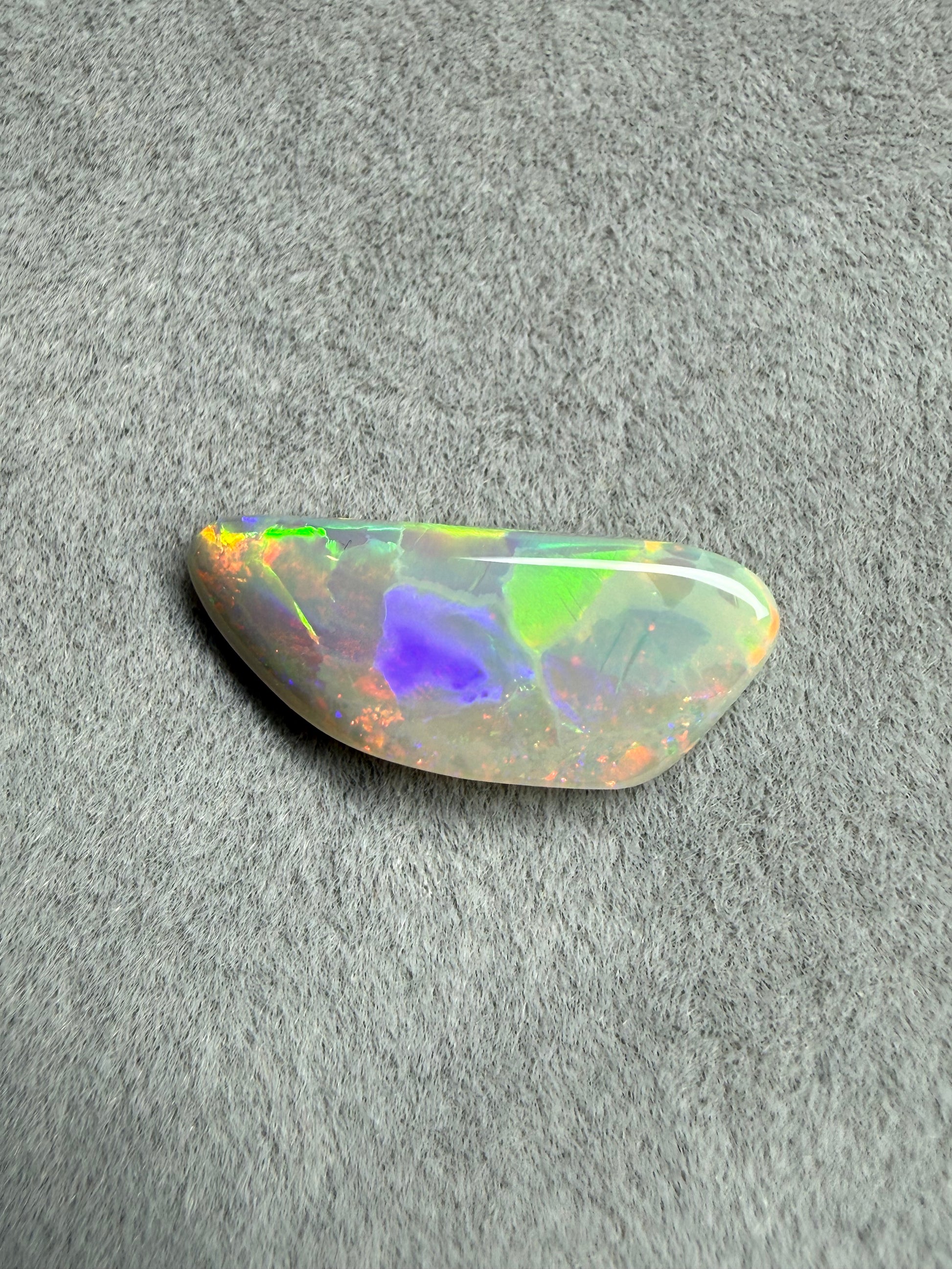 1.6ct Solider Dunkler Opal Freiform von Masterpiece Opals Store