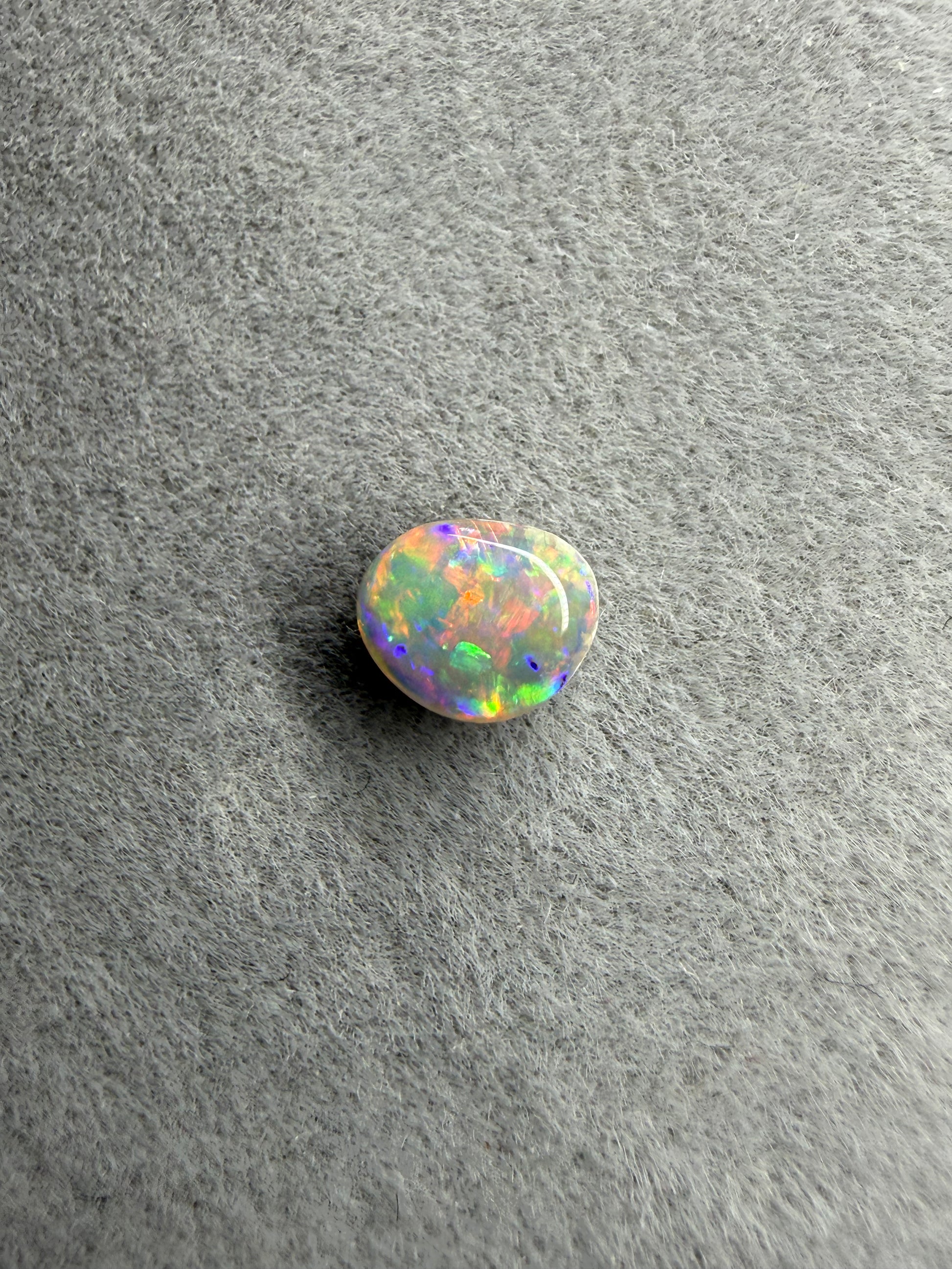 Lightning Ridge Dark Opal 0,5 ct | Multicolor Opal