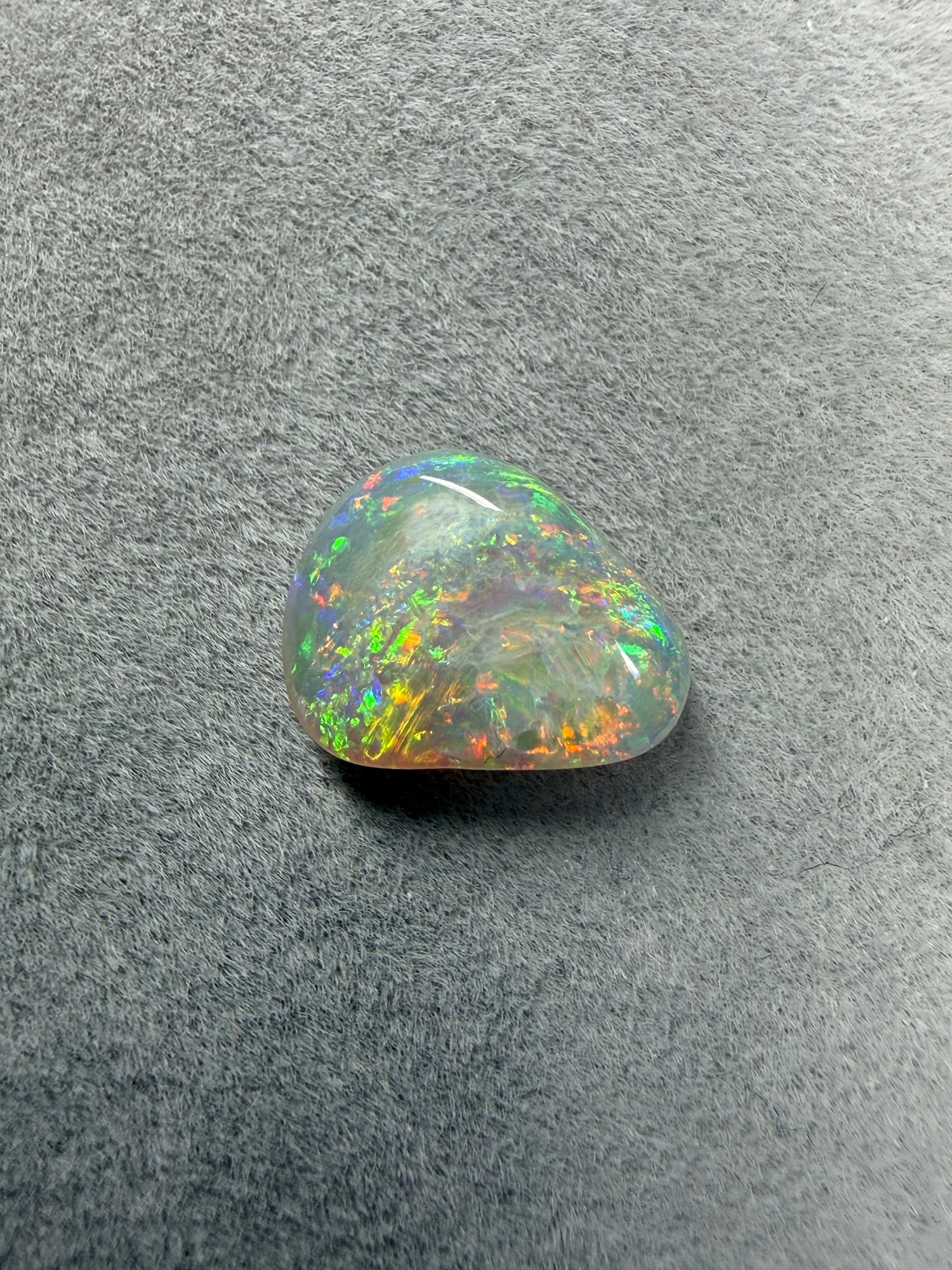 Lightning Ridge Dark Crystal Opal 1,7 ct von Masterpiece Opals Store
