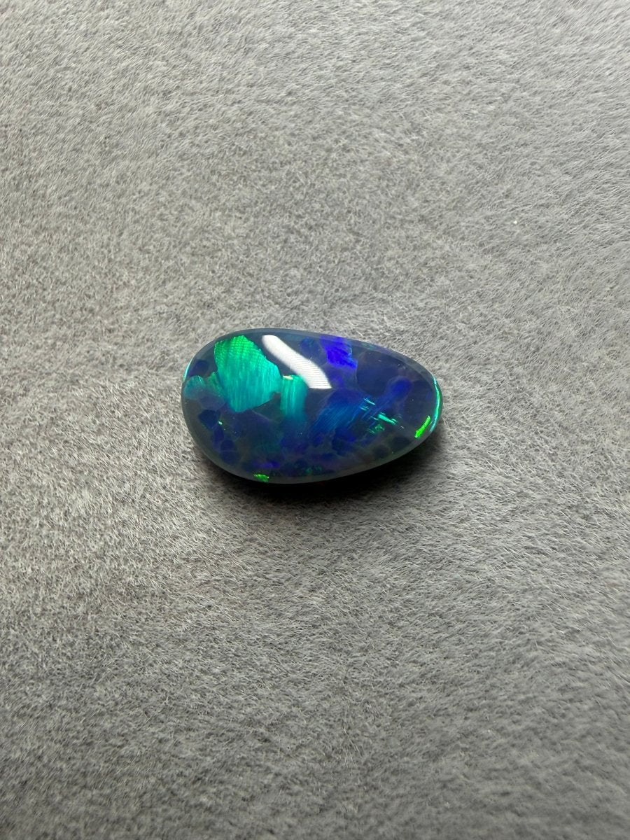 Black Opal 1.2 ct | Gem-Qualität - Masterpiece Opals Store